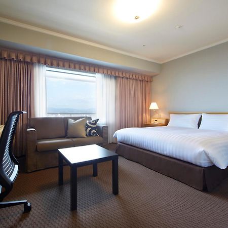Hotel Agora Regency Osaka Sakai Szakai Kültér fotó A room at the hotel