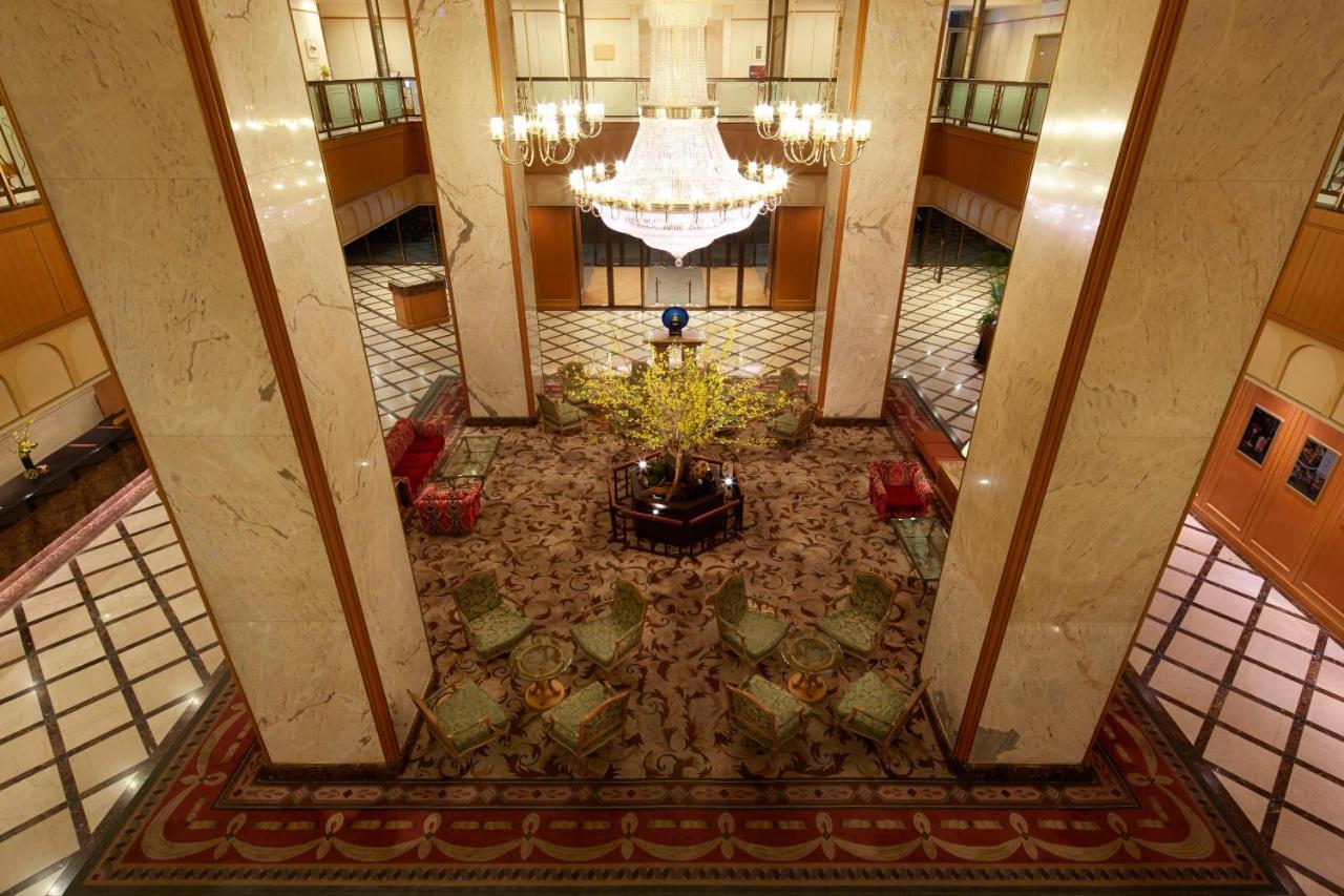 Hotel Agora Regency Osaka Sakai Szakai Kültér fotó The lobby of the hotel